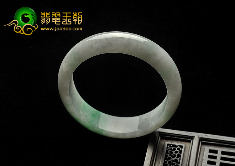 糯冰种飘翠缅甸翡翠A货手镯（57.3mm）
