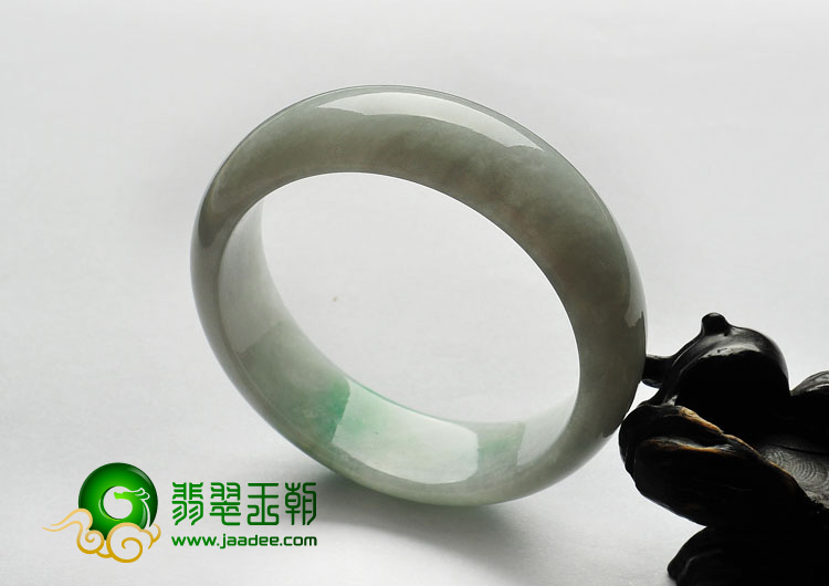 糯冰种飘翠缅甸翡翠A货手镯（59.5mm）