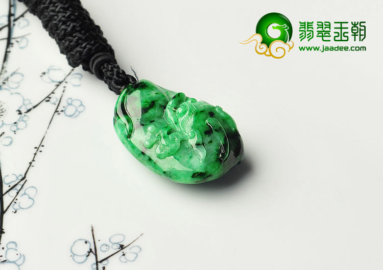 糯冰种廯加绿缅甸翡翠A货貔貅挂件