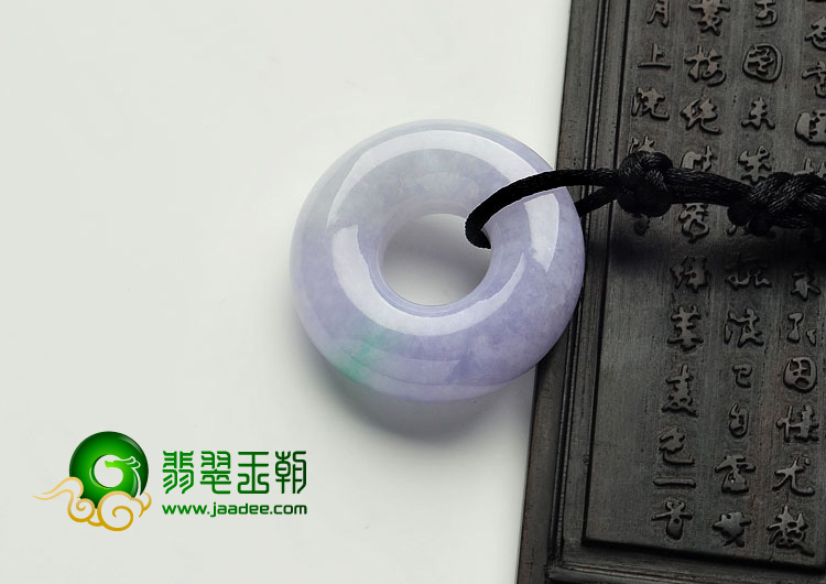 糯冰种淡春带彩缅甸翡翠A货平安环挂件
