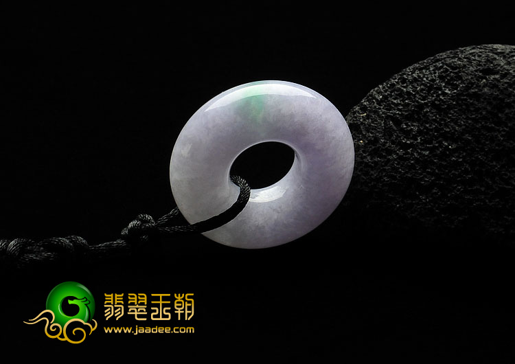 糯冰种淡春带彩缅甸翡翠A货平安环挂件