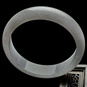 糯冰种淡紫罗兰缅甸翡翠A货手镯（58.5mm）