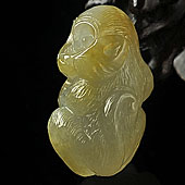 冰种黄翡缅甸翡翠A货灵猴挂件