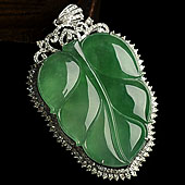 冰种翠色缅甸翡翠A货镶白金金枝玉叶胸坠（真钻）