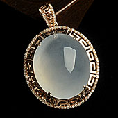 冰种缅甸翡翠A货镶玫瑰金胸坠（真钻）