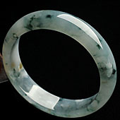 糯冰种飘花缅甸翡翠A货手镯（58.7mm）