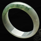 糯冰种飘花缅甸翡翠A货手镯（58.1mm）