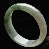 糯冰种飘花缅甸翡翠A货手镯（58.9mm）