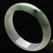 糯冰种飘花缅甸翡翠A货手镯（59.5mm）