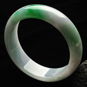 糯冰种淡春带彩缅甸翡翠A货手镯（58.1mm）
