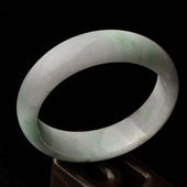 糯冰种飘翠缅甸翡翠A货手镯（57.6mm）