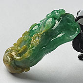 糯冰种黄加绿缅甸翡翠A货喜上眉梢挂件