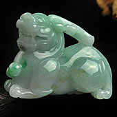 糯冰种飘翠缅甸翡翠A货貔貅挂件