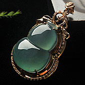 冰种蓝晴水缅甸翡翠A货镶玫瑰金葫芦胸坠（真钻）