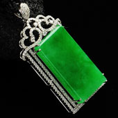冰种正阳绿缅甸翡翠A货镶白金满色胸坠（真钻）