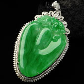 冰种飘翠缅甸翡翠A货镶白金胸坠（真钻）