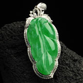冰种翠色缅甸翡翠A货镶白金金枝玉叶胸坠（真钻）