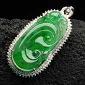 冰种飘翠缅甸翡翠A货镶白金如意胸坠（真钻）