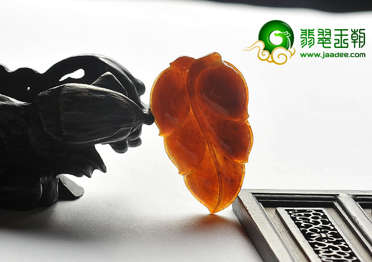 糯冰种褐红翡缅甸翡翠A货叶子挂件