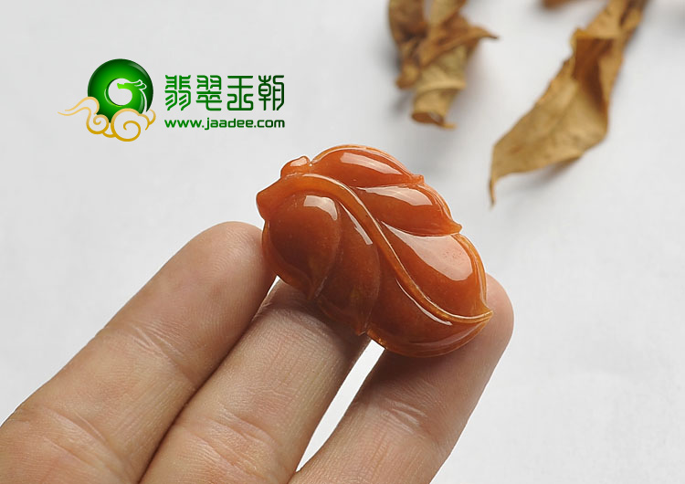 糯冰种红翡缅甸翡翠A货叶子挂件