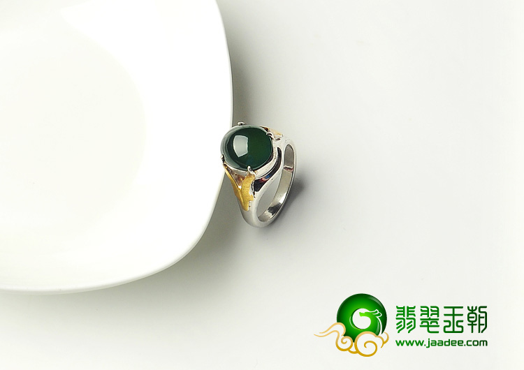 冰种菠菜绿缅甸翡翠A货戒面