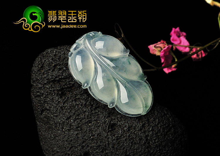 冰种飘花缅甸翡翠A货叶子挂件