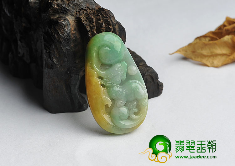 糯冰种黄加绿缅甸翡翠A货貔貅挂件