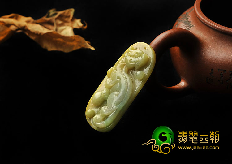 糯冰种褐黄飘花缅甸翡翠A货貔貅挂件