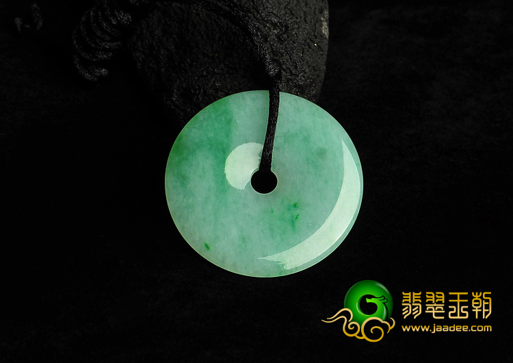 糯冰种翠色缅甸翡翠A货平安扣挂件
