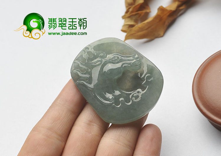 冰种晴水缅甸翡翠A货马牌挂件