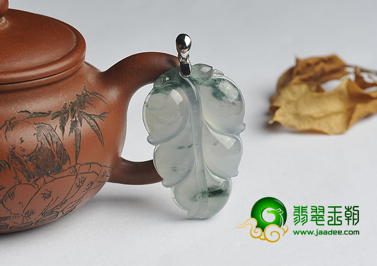 冰玻种飘花缅甸翡翠A货叶子挂件