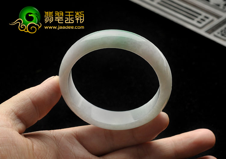 糯冰种飘翠缅甸翡翠A货手镯（53.5mm）