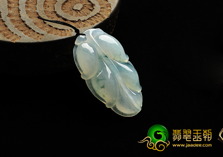 (超值推荐)冰种飘花缅甸翡翠A货叶子挂件