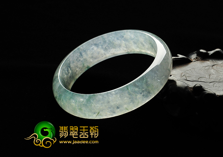 冰种飘花缅甸翡翠A货手镯（57.7mm）