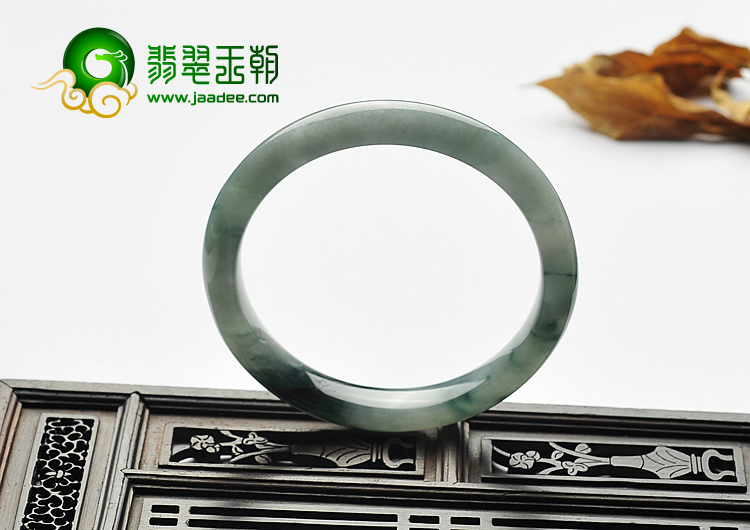 糯冰种飘花缅甸翡翠A货手镯（57.5mm）