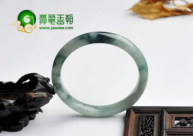 糯冰种飘花缅甸翡翠A货手镯（57.5mm）