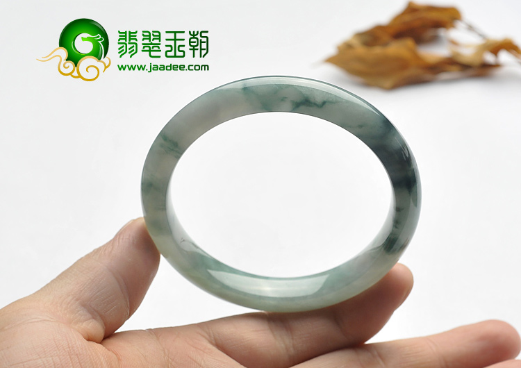 糯冰种飘花缅甸翡翠A货手镯（57.8mm）