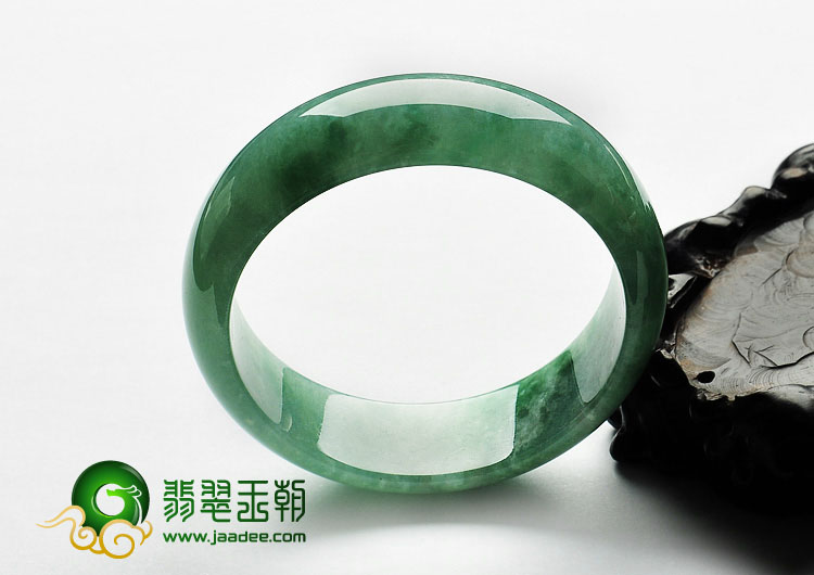 糯冰种豆绿满绿缅甸翡翠A货手镯（56.8mm）