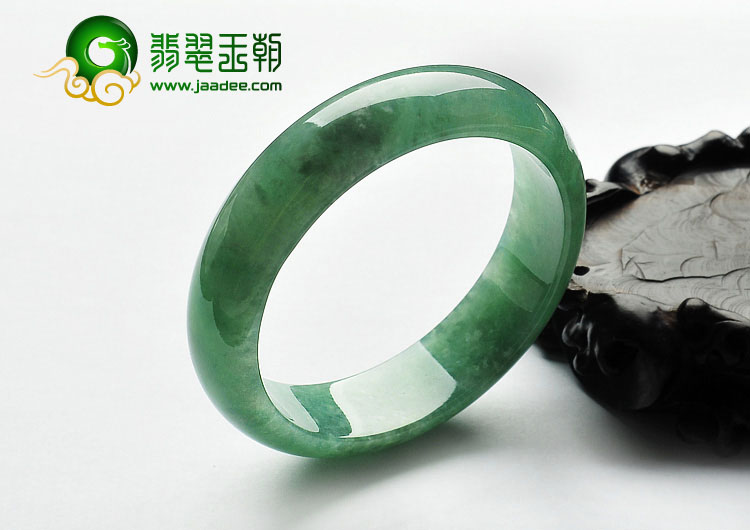 糯冰种豆绿满绿缅甸翡翠A货手镯（57.1mm）