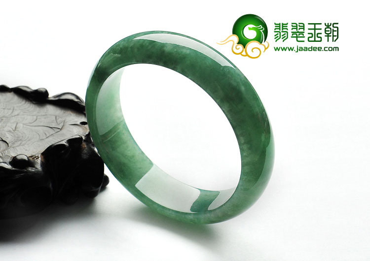 糯冰种豆绿满绿缅甸翡翠A货手镯（57.1mm）