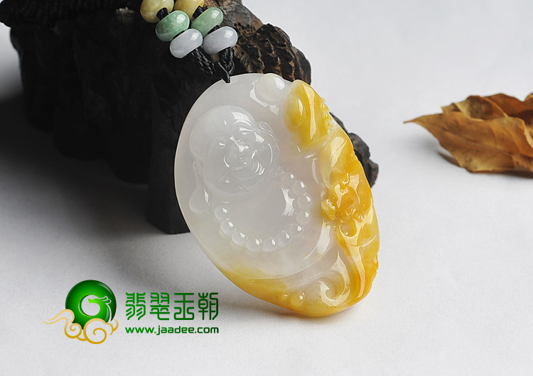 糯冰种黄翡缅甸翡翠A货纳福挂件