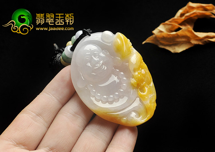 糯冰种黄翡缅甸翡翠A货纳福挂件