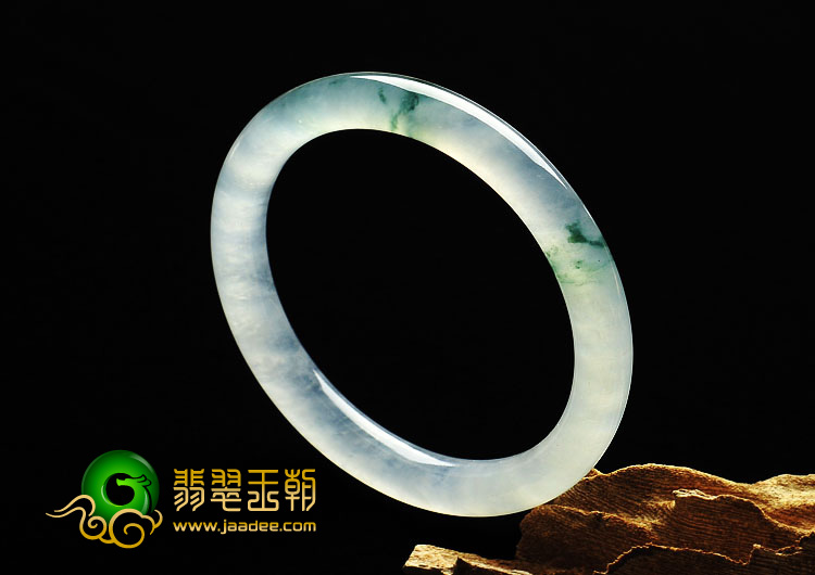 冰玻种飘花缅甸翡翠A货手镯（62.2mm）