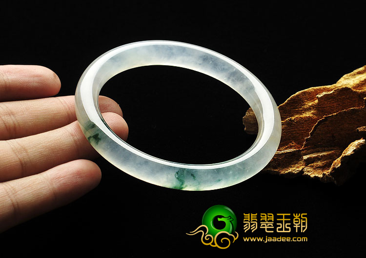 冰玻种飘花缅甸翡翠A货手镯（62.2mm）