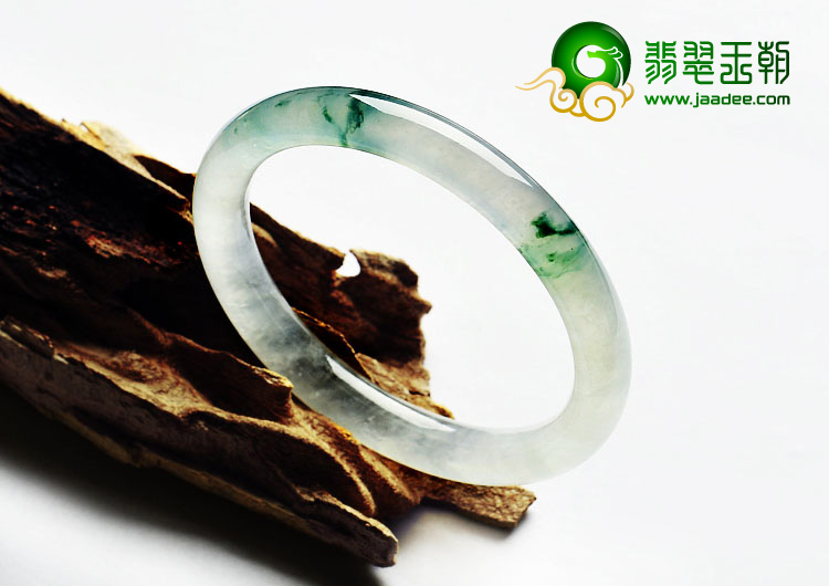 冰玻种飘花缅甸翡翠A货手镯（62.2mm）