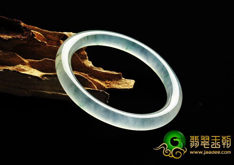 冰玻种飘花缅甸翡翠A货手镯（62mm）