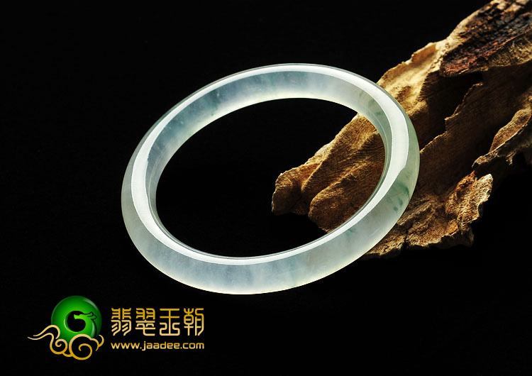 冰玻种飘花缅甸翡翠A货手镯（62mm）