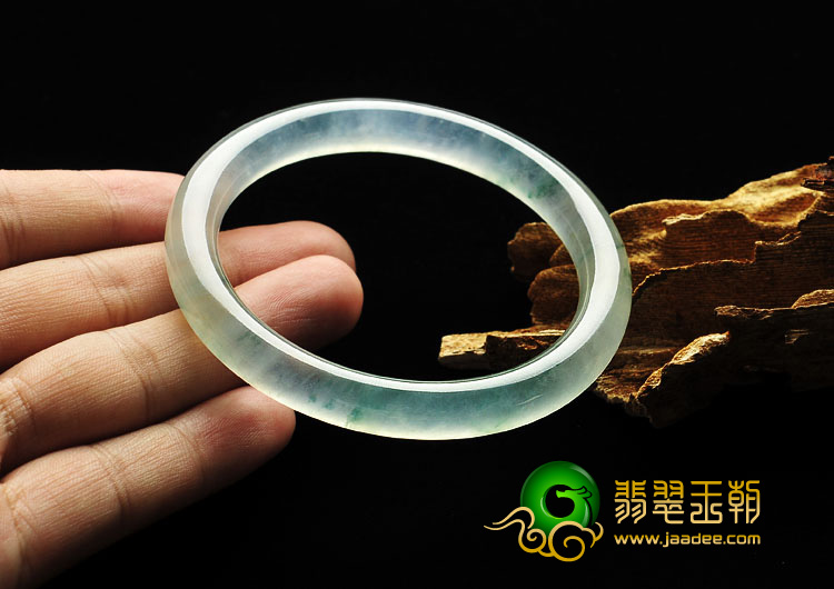 冰玻种飘花缅甸翡翠A货手镯（62mm）