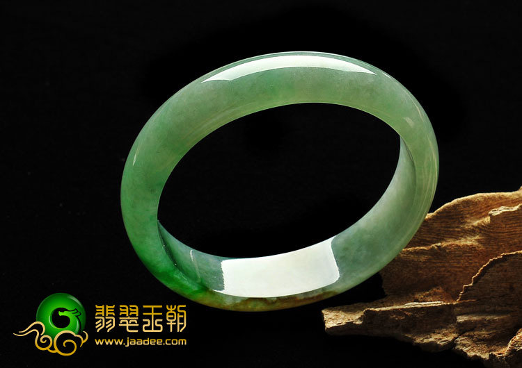 冰种黄加绿缅甸翡翠A货贵妃镯（56.8mm-51.1mm）