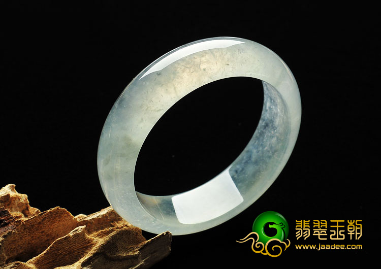 冰玻种晴水缅甸翡翠A货手镯（55.7mm）